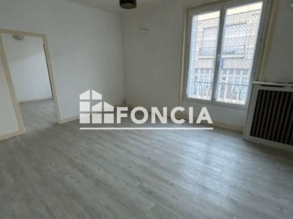 Location Appartement 2 pièces 38.96 m² - 8 RUE P.CURRE - 2 RUE J.FERRY Rethel 08300