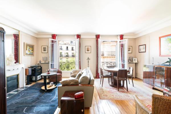 Appartement Paris 18 e - FRANCŒUR