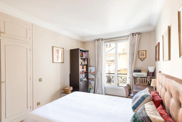Appartement Paris 18 e - FRANCŒUR