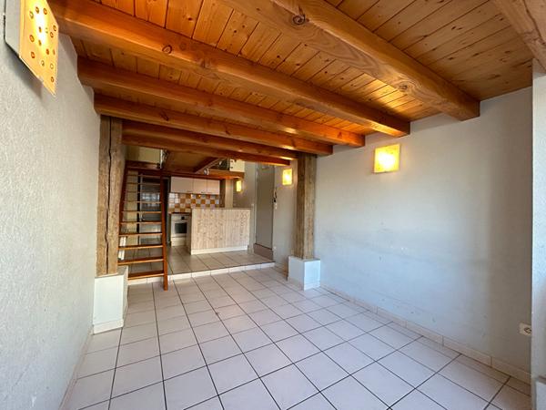 A vendre à PERIGUEUX appartement duplex d'environ 48 m²