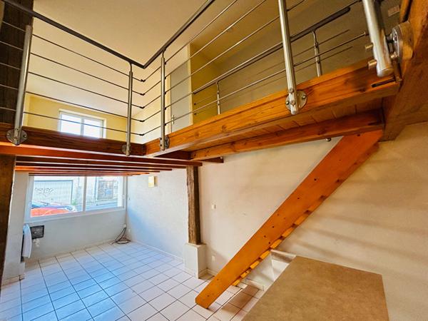 A vendre à PERIGUEUX appartement duplex d'environ 48 m²