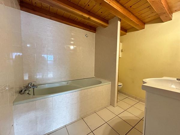 A vendre à PERIGUEUX appartement duplex d'environ 48 m²