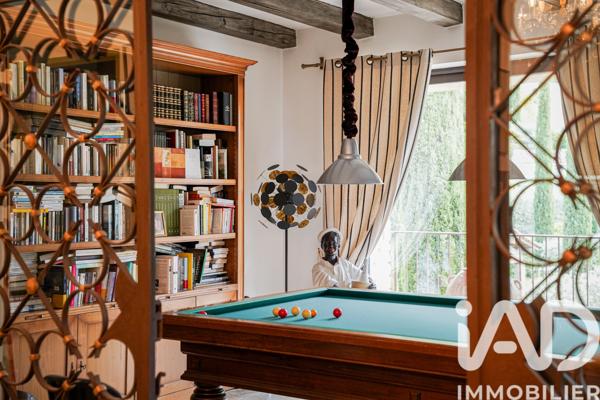Maison à vendre 7 pièces 239 m² Robion
