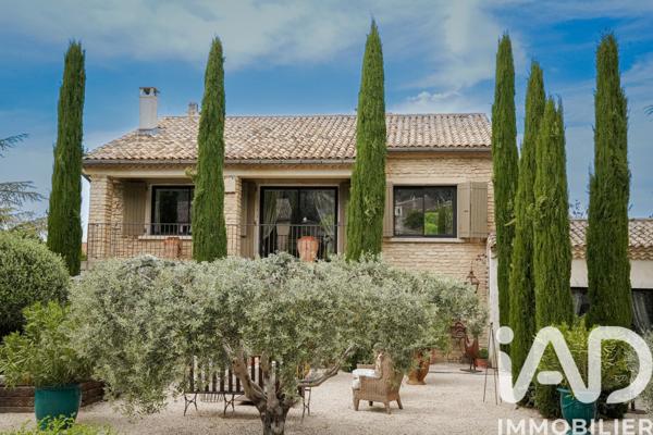 Maison à vendre 7 pièces 239 m² Robion