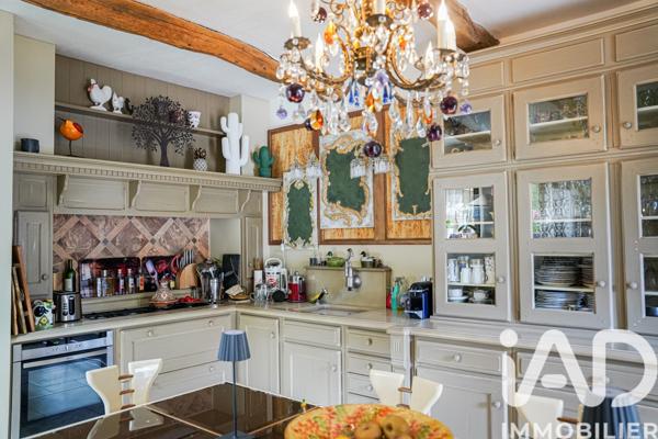 Maison à vendre 7 pièces 239 m² Robion