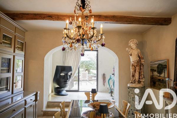 Maison à vendre 7 pièces 239 m² Robion