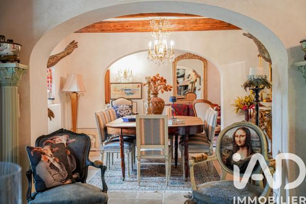 Maison à vendre 7 pièces 239 m² Robion
