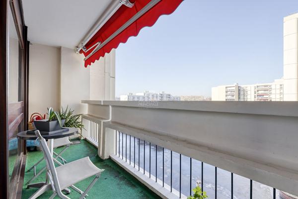 Appartement 5 pièces, 3 chambres, Nanterre limite Rueil €430 000 ** - Référence 15065