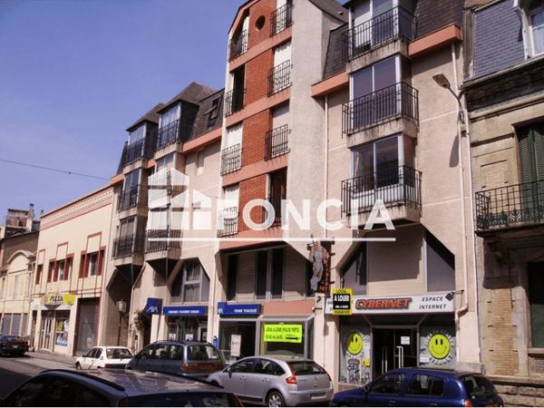 Location Studio 33.15 m² - 16 AVENUE BERTRAND BARERE Tarbes 65000