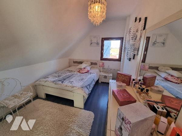 Maison d'habitation de 6 PP + maison de 2PP