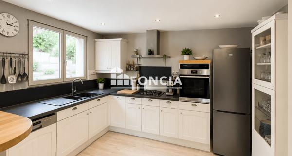 À vendre Maison 4 pièces 136 m² - Nazelles-négron 37530
