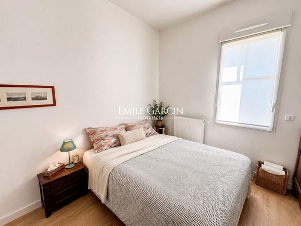 A vendre - Normandie - Deauville - Appartement - 2 chambres - Jardin privatif - Cave - Box.