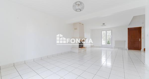 À vendre Maison 5 pièces 132 m² - Amboise 37400