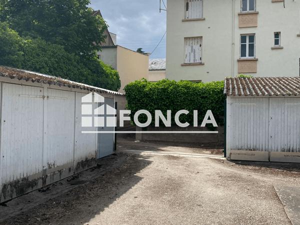 Location Parking 12 m² - 6 RUE ALBERT LAVILLE Orleans 45000