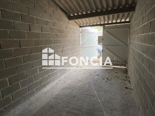 Location Parking 12 m² - 6 RUE ALBERT LAVILLE Orleans 45000