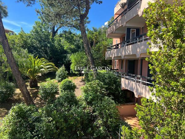 A vendre - Saint-Tropez - Appartement avec toit terrasse