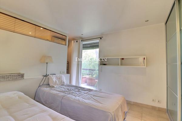 A vendre - Saint-Tropez - Appartement avec toit terrasse