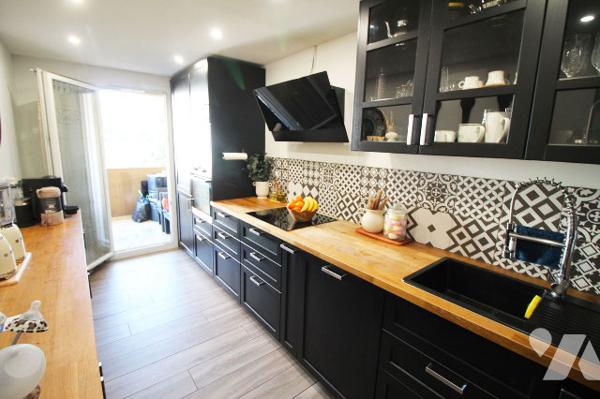 Bel Appartement refait à neuf T4 de 81m2 (Carrez) dans le quartier de la Valbarelle (11e)