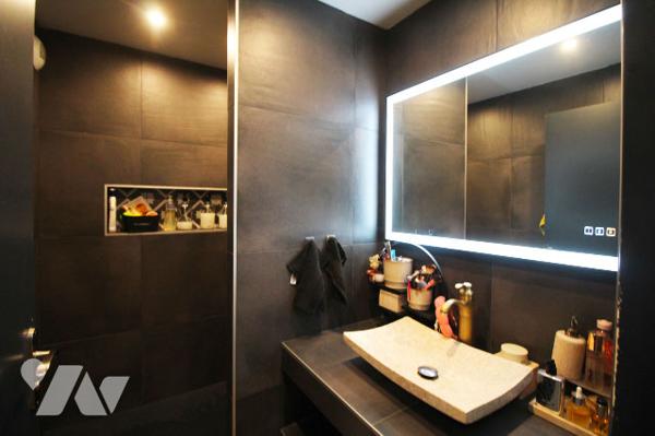 Bel Appartement refait à neuf T4 de 81m2 (Carrez) dans le quartier de la Valbarelle (11e)