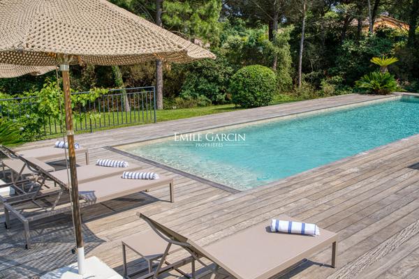 à vendre, Mas Provençal à Ramatuelle