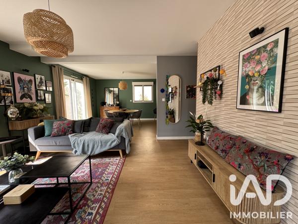 Maison à vendre 7 pièces 140 m² Mûrs-Erigné