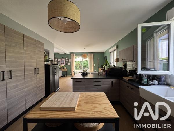 Maison à vendre 7 pièces 140 m² Mûrs-Erigné
