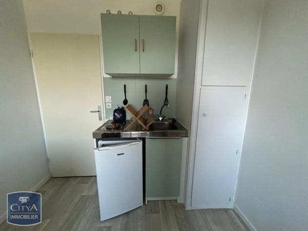 Appartement à louer 1 pièce 12.5m²