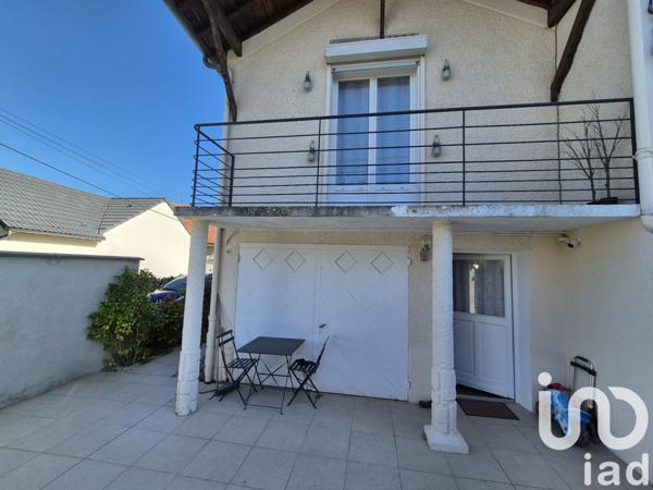 Maison à vendre 5 pièces 93 m² Sainte-Geneviève-des-Bois