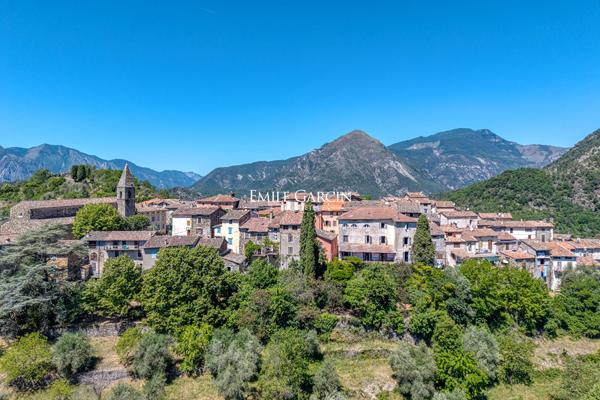 A VENDRE - La Tour sur Tinée - Vaste Maison de Maître - Vue panoramique