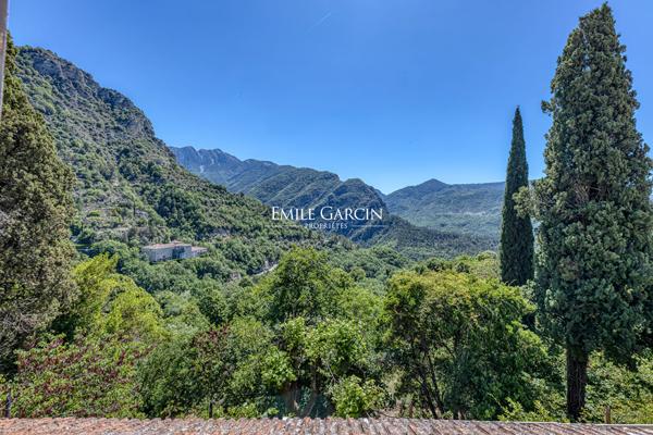 A VENDRE - La Tour sur Tinée - Vaste Maison de Maître - Vue panoramique