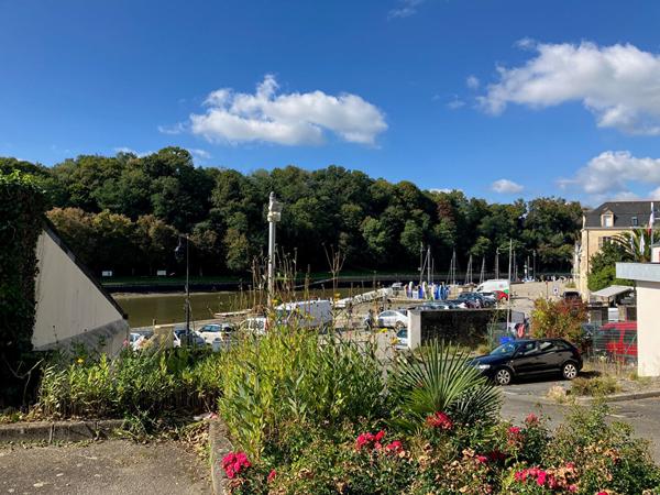 T.2 AURAY SAINT GOUSTAN dans belle Résidence avec terrasse, parking et cave , Auray