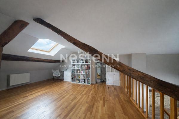 Maison en pierre rénovée avec grand terrain