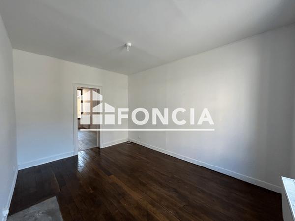 Location Appartement 2 pièces 39 m² - 21 RUE PAULE MINCK Revin 08500