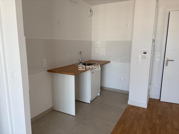 Location Appartement 2 pièces 45.16 m² - Clichy 92110