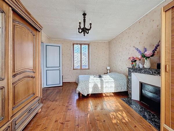 Précy-sur-Oise / Ravissante maison de ville avec dépendance