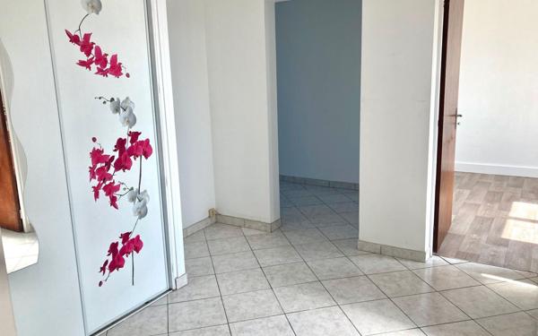 Appartement à louer    3 pièces •  Trélissac