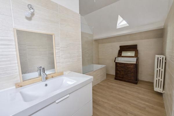 Maison 6 pièces - 192 m²