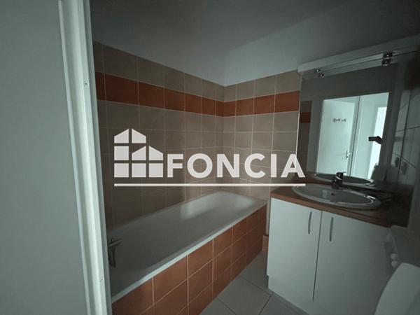 Location Appartement 2 pièces 47 m² - 23 RUE MENOUN Manosque 04100