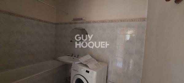 Appartement T3 de 63 m² (61.62 m² Loi Carrez) - 2 chambres - Terrasse - Cave et Stationnement