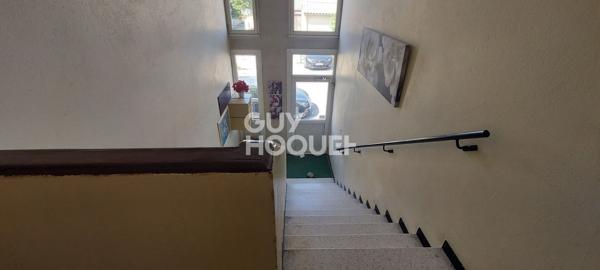 Appartement T3 de 63 m² (61.62 m² Loi Carrez) - 2 chambres - Terrasse - Cave et Stationnement