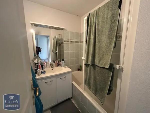 Appartement à louer 3 pièces 65.43m²