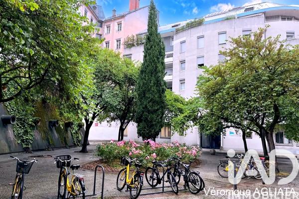 Appartement à vendre 4 pièces 107 m² Grenoble