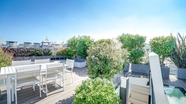 Magnifique terrasse arborée