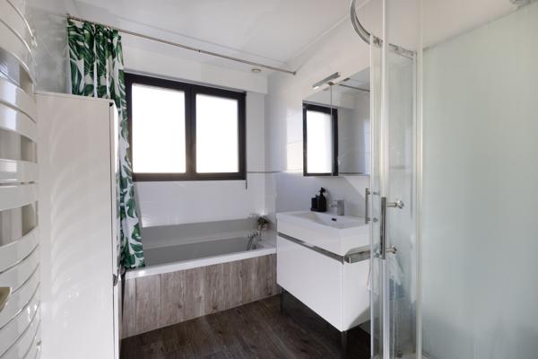 Maison 6 pièces - 180 m² Exclusivité efficity