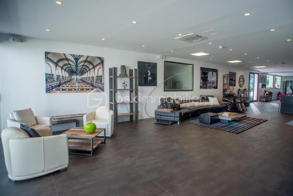 Maison de 394,10 m²