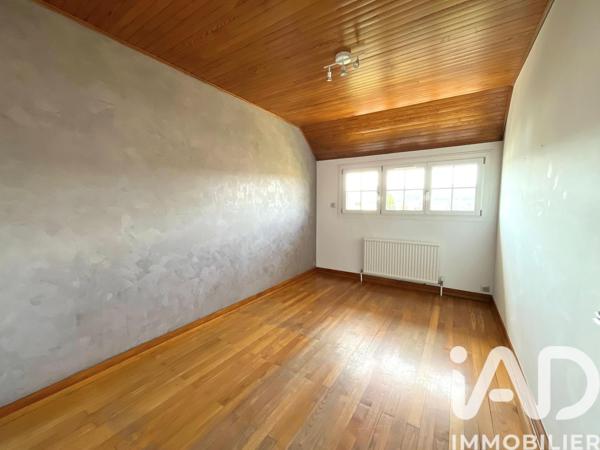 Maison à vendre 9 pièces 177,73 m² Saint-Étienne