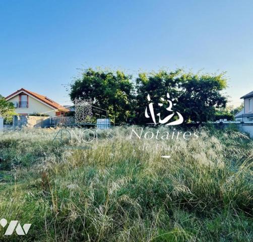 TERRAIN A BATIR DE 512 M² VIABILISÉ LIBRE DE CONSTRUCTEUR