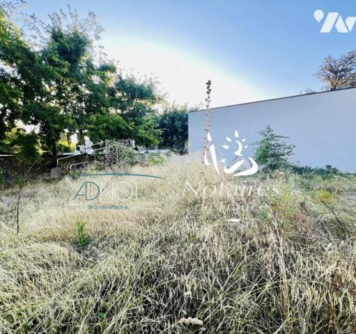 TERRAIN A BATIR DE 512 M² VIABILISÉ LIBRE DE CONSTRUCTEUR