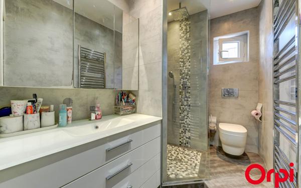 Appartement à vendre    3 pièces • 54,26 m2 Rillieux-la-Pape