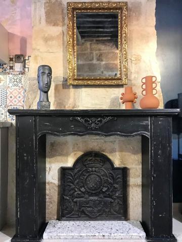 Uzès (30700) Centre Uzès. Très charmant appart meublé 2 chambres à 100 mètres de la Place aux Herbes